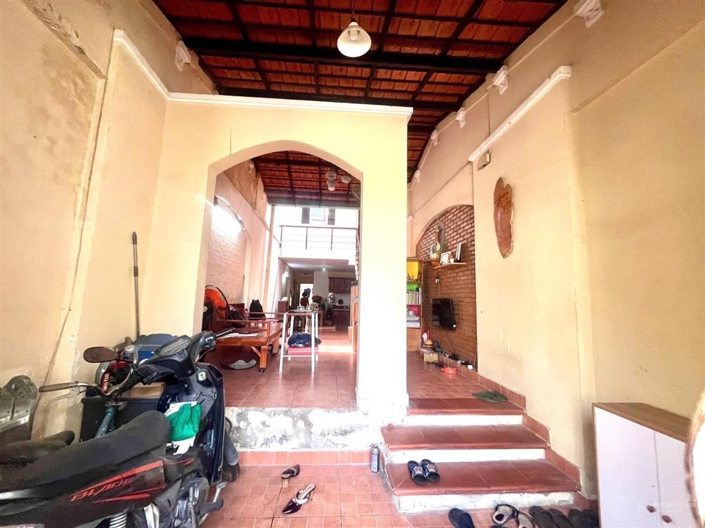 Quang trung  tnpb  siêu hiếm  chỉ 7tỷ dt 80m2 công nhận đủ 5m  sát mt.