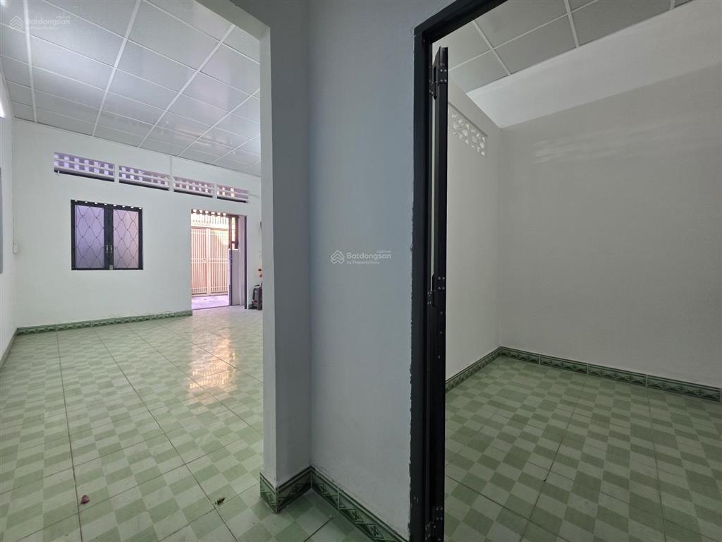 Lê văn việt  hơn 4 tỷ  nhà sd 80m²  3pn khu dân cư hiện hữu  an ninh  ngang 5.3m