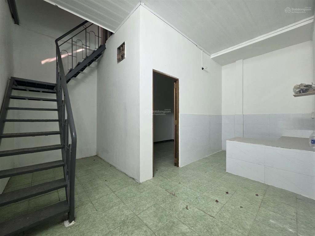 Lê văn việt  hơn 4 tỷ  nhà sd 80m²  3pn khu dân cư hiện hữu  an ninh  ngang 5.3m