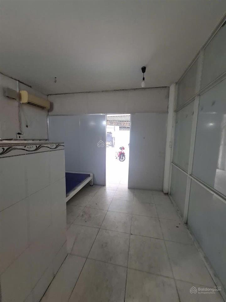 Phước long b  mt đường 22  hơn 9tỷ  104m² ngang 8m  thu nhập 18triệu/tháng.