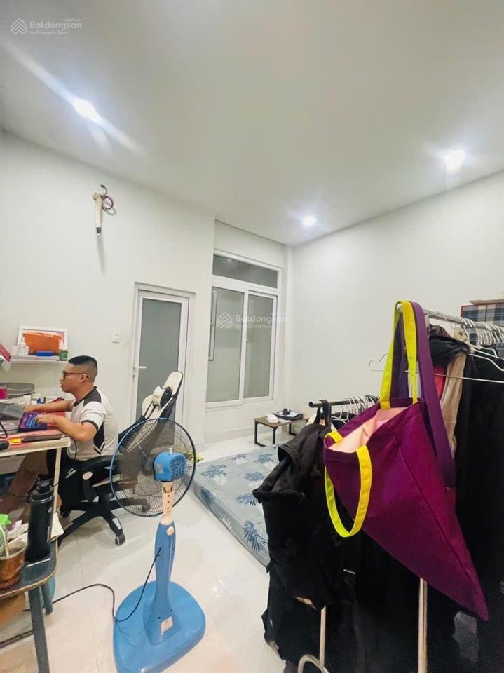 Trần thị điệu  phước long b  chỉ 5.3 tỷ nhà 3 lầu  3pn  50m²  hxh