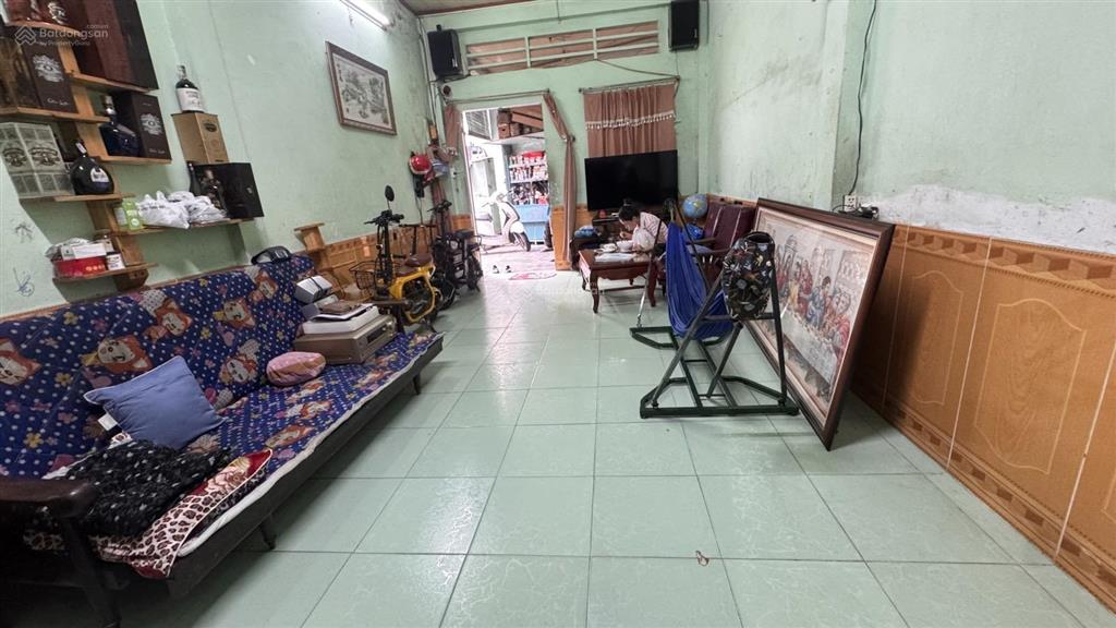 Võ văn ngân  nhà 42m²  hơn 3 tỷ  2pn  lê lai 0939 888 ***..