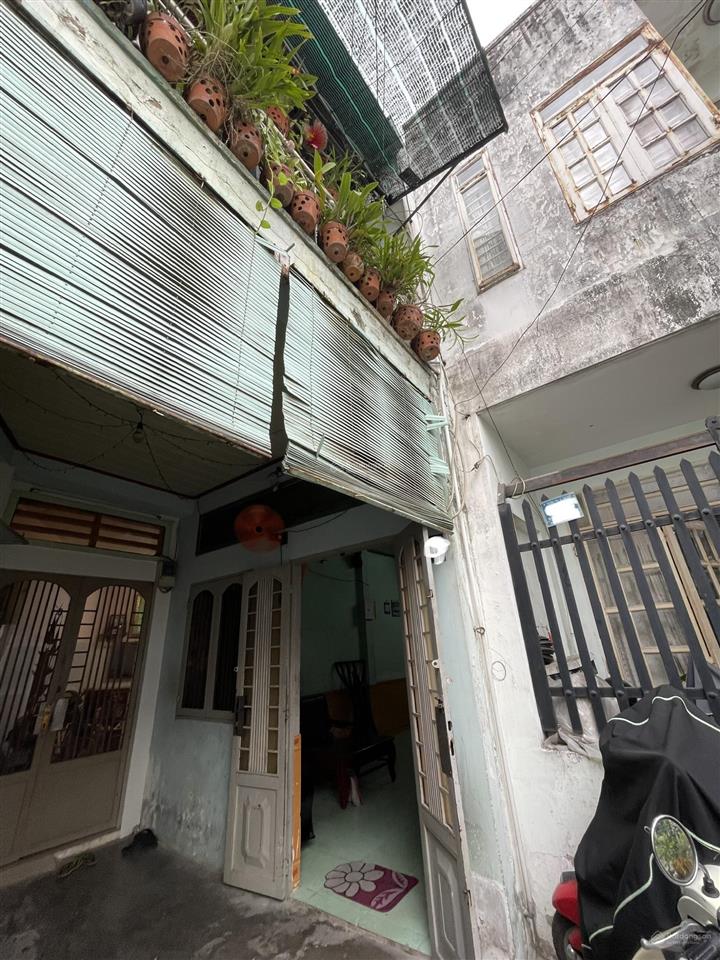 Võ văn ngân  nhà 42m²  hơn 3 tỷ  2pn  lê lai 0939 888 ***..