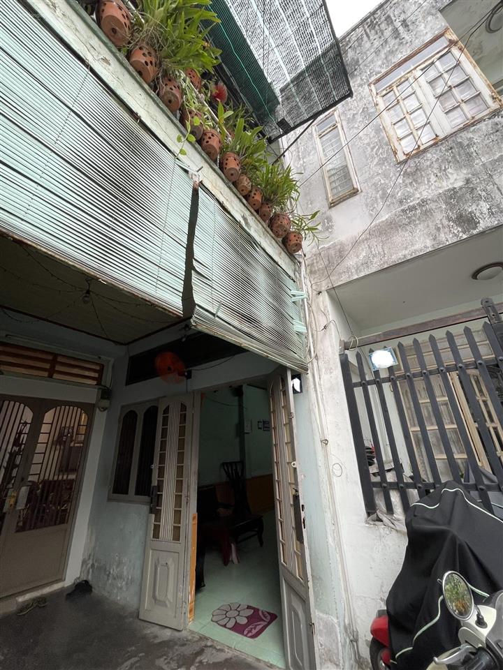Võ văn ngân  nhà 42m²  hơn 3 tỷ  2pn  lê lai 0939 888 ***..