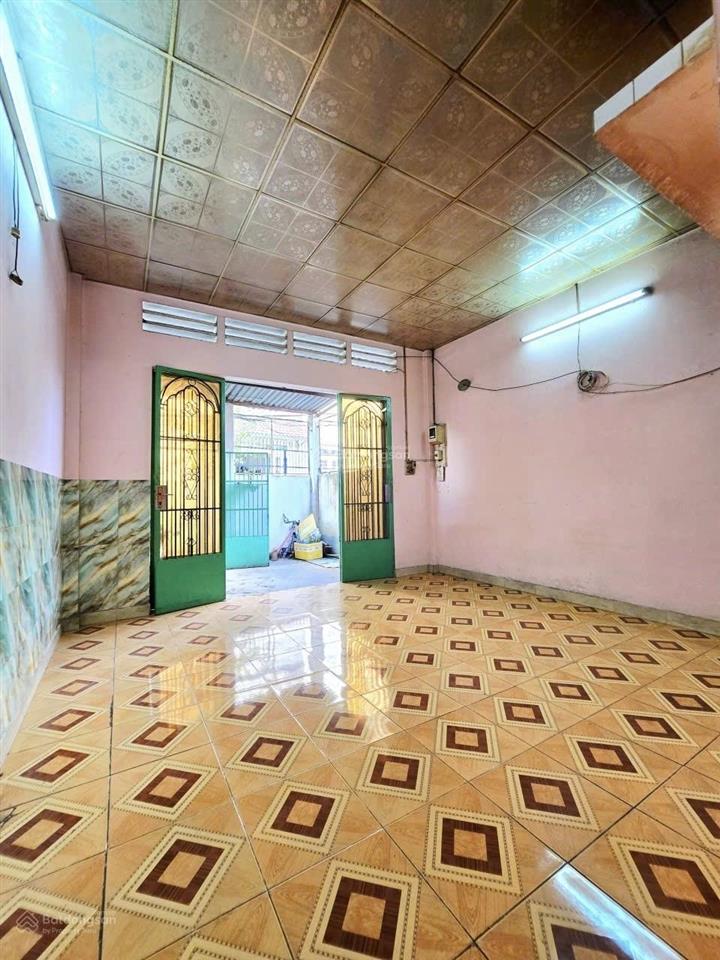 Lã xuân oai  thủ đức  chỉ 4.25 tỷ  74m² nhà cấp 4  hẻm 3m  gần mặt tiền.