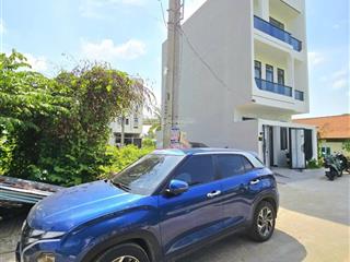 Đất vinhomes  chỉ 3.3 tỷ  đường 8m. ngang 4.2m  xây cao tầng
