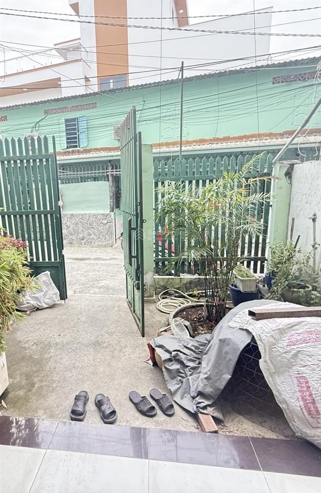 Tam phú  nhà 121m2  5.5tỷ, ở & đầu tư. hxh đỗ cửa  ngang 4.7m  2 lầu đúc