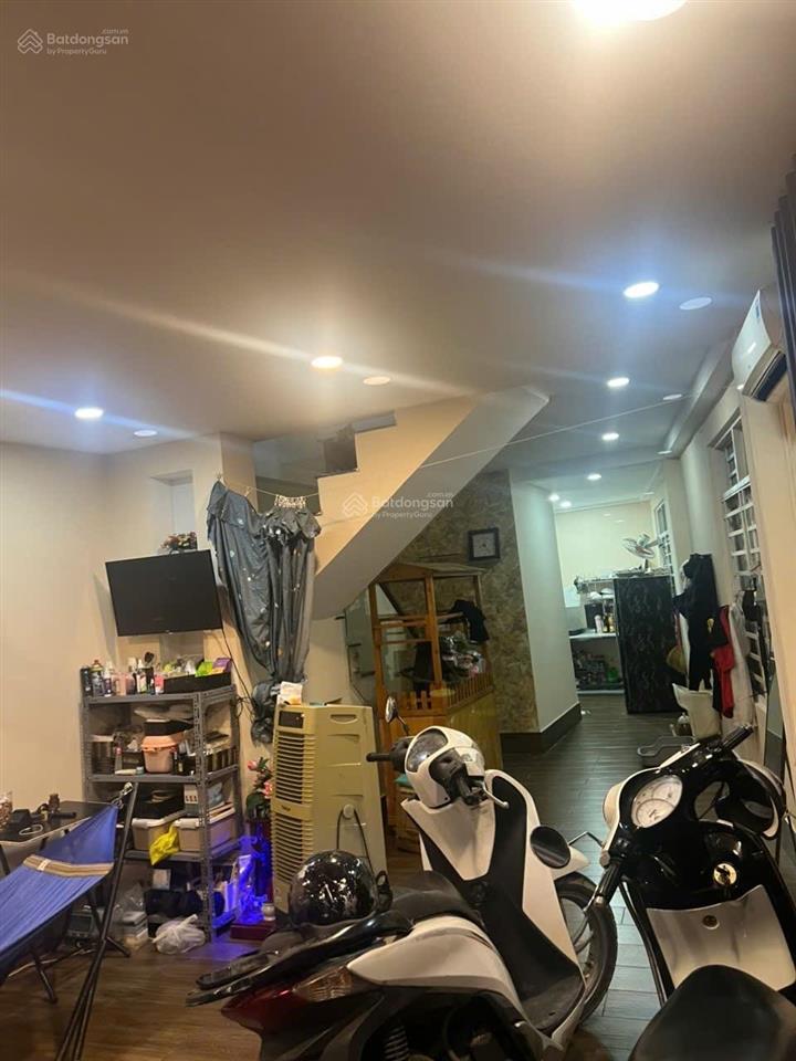 Tăng nhơn phú a  đường 8m kd  chỉ 5 tỷ. nhà 2 lầu  50m2  mua ở & kinh doanh.