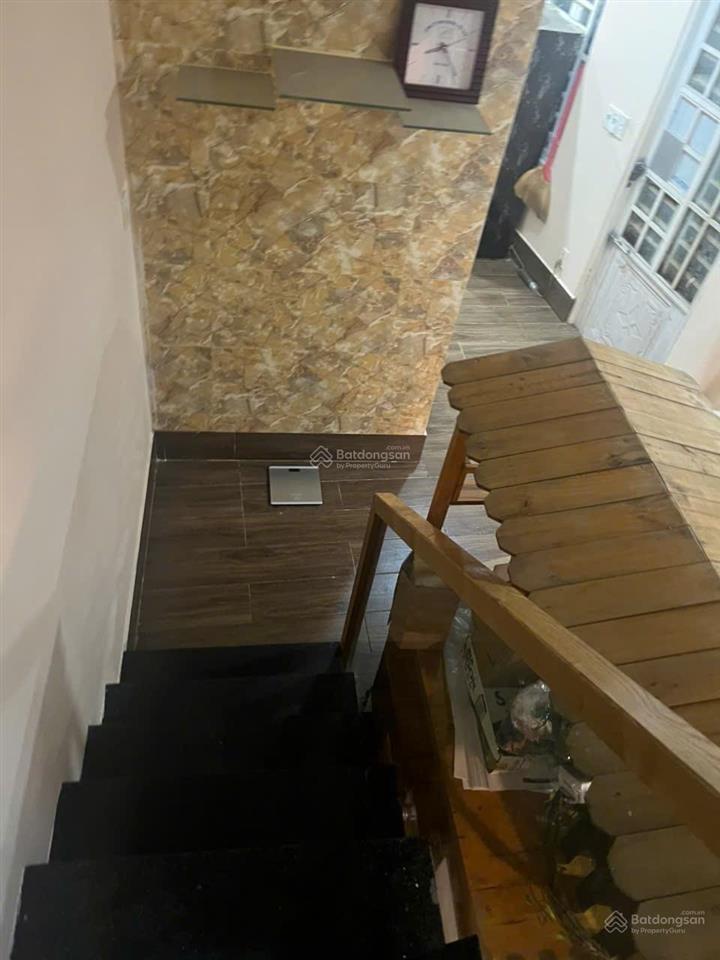 Tăng nhơn phú a  đường 8m kd  chỉ 5 tỷ. nhà 2 lầu  50m2  mua ở & kinh doanh.