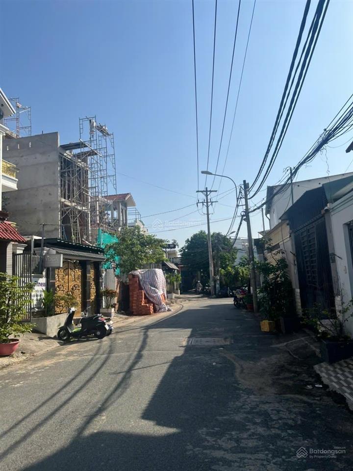 Tăng nhơn phú a  đường 8m kd  chỉ 5 tỷ. nhà 2 lầu  50m2  mua ở & kinh doanh.