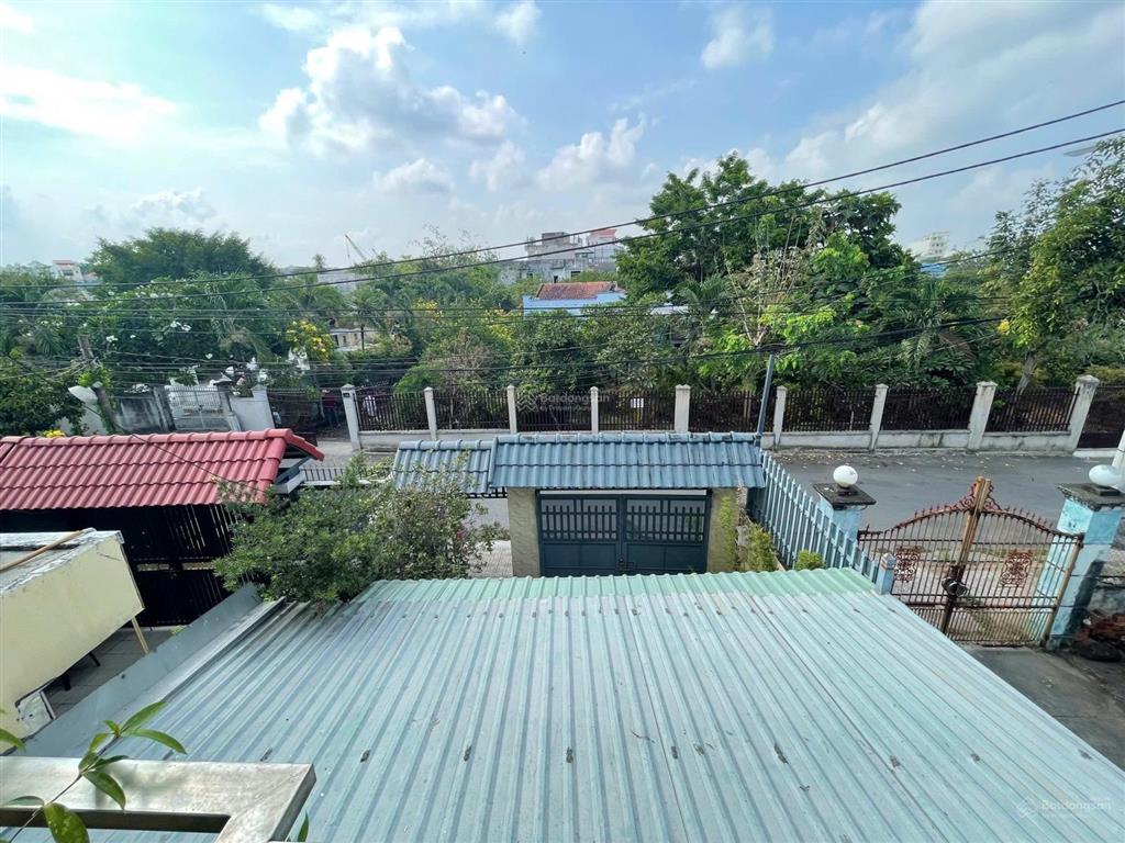 7.5tỷ  nhà mt đường sốhoàng hữu nam 105m2 ngang 5m  2 lầu mới  3pn.