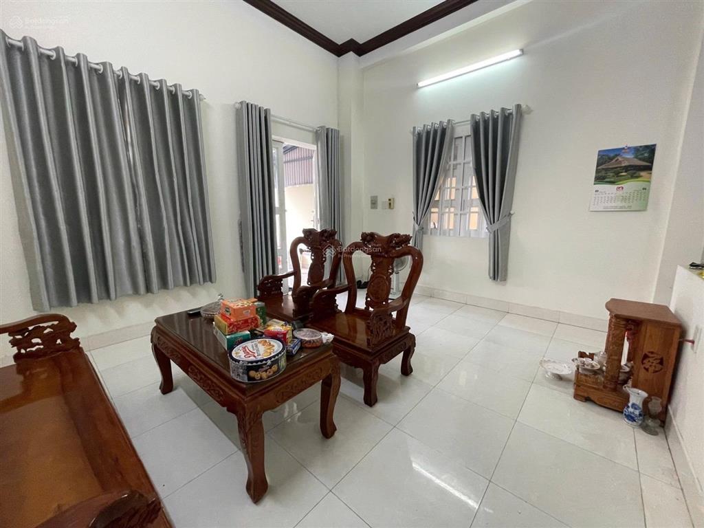 7.5tỷ  nhà mt đường sốhoàng hữu nam 105m2 ngang 5m  2 lầu mới  3pn.