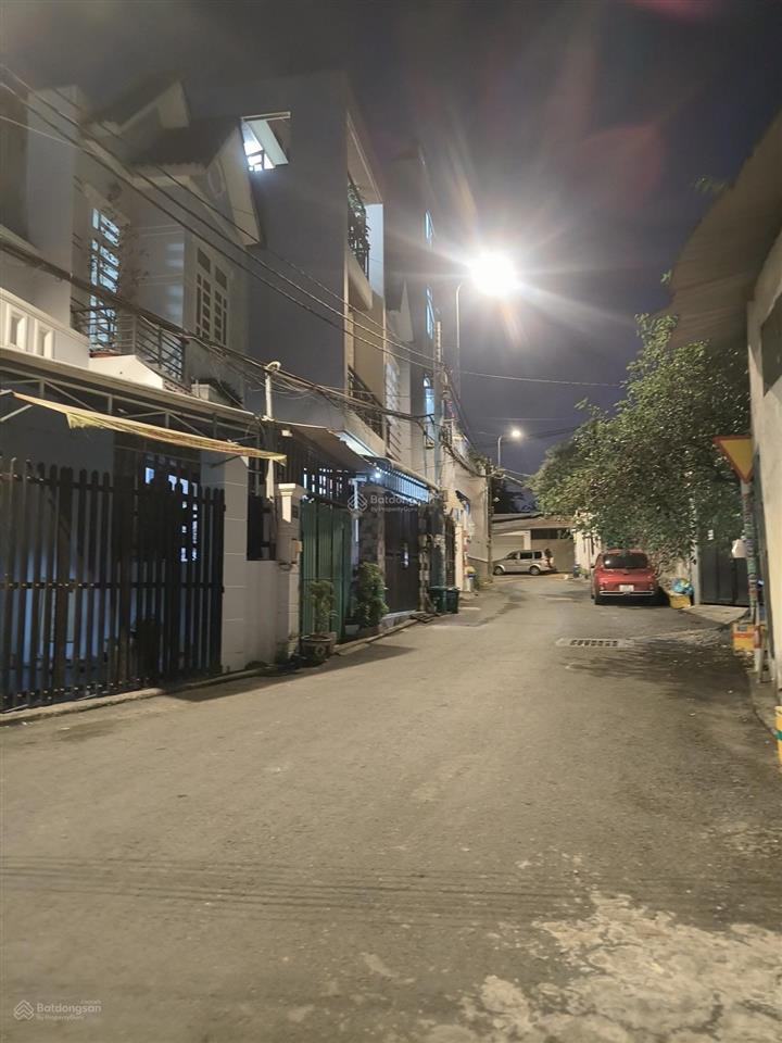 Trương văn thành  hơn 4 tỷ có nhà hẻm xe hơi mới keng  ngang 4.5m  nội thất cơ bản.