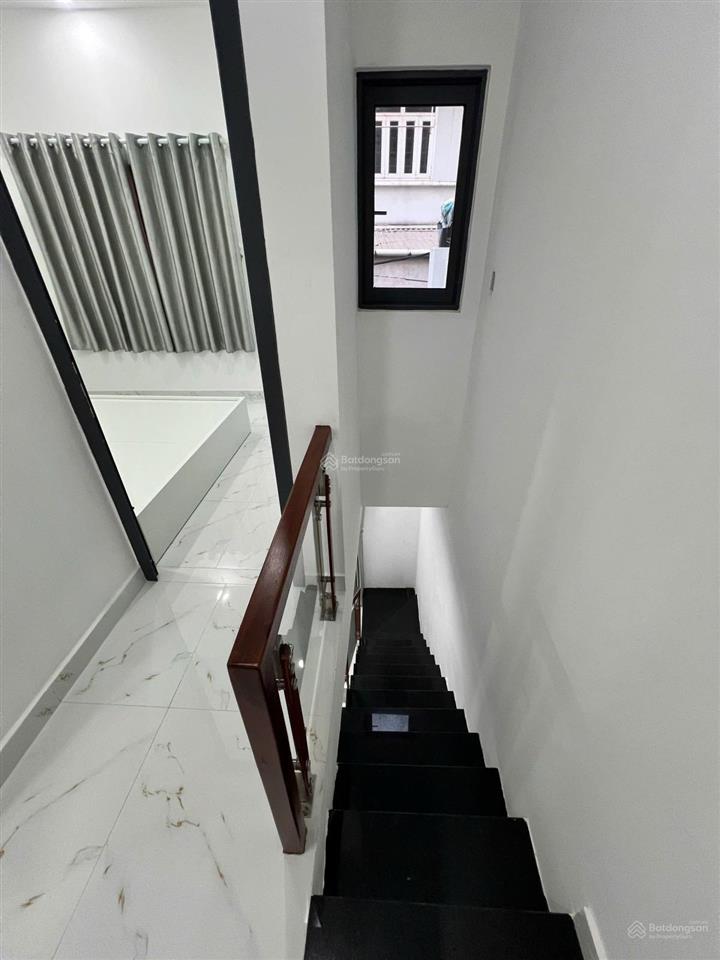 Trương văn thành  hơn 4 tỷ có nhà hẻm xe hơi mới keng  ngang 4.5m  nội thất cơ bản.