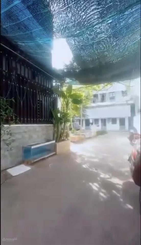 Linh trung  bđs tốt  3.99tỷ  55m2  hxh nhà 2 tầng  ngang 5.7m  gần đh ngân hàng