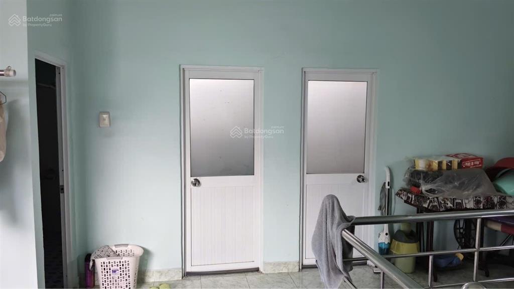 Mặt tiền đường 102  cách man thiện chỉ 50m  ngang 6m hiếm  165,7m²  giá tốt khu vực