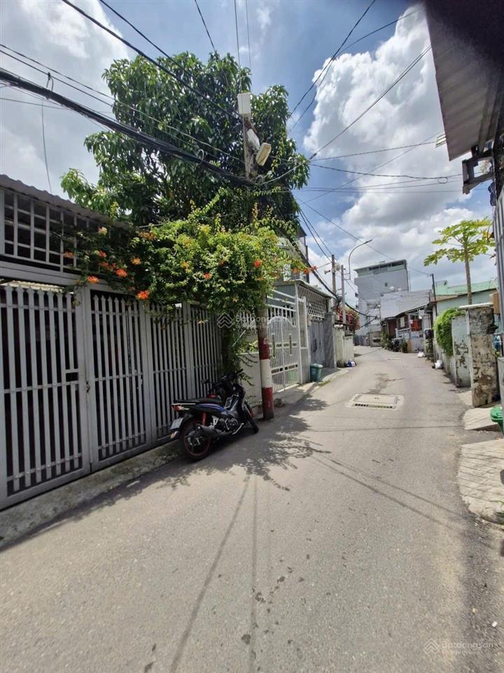 Nhà mt đường 475  giá 4,4 tỷ  47m2 2 lầu  2pn  ở & kinh doanh buôn bán