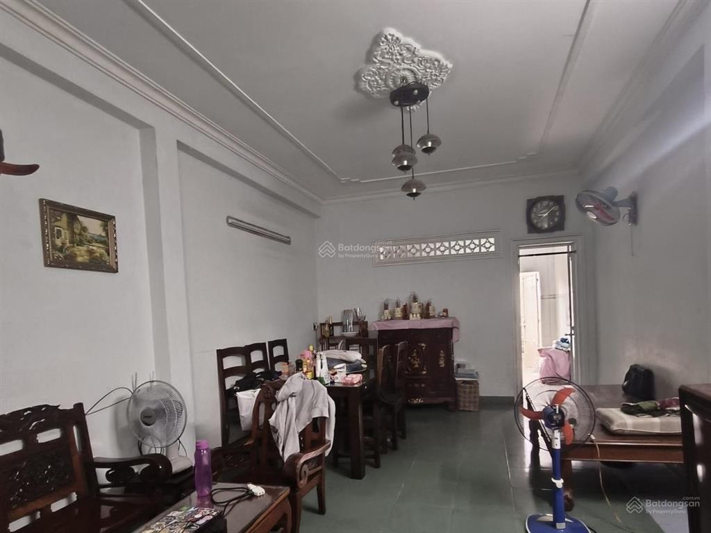 Bán mt nam hoà (4.2 x 25)chỉ 10tỷ kinh doanh đa ngành ngay ngã 4 mk. mặt tiền