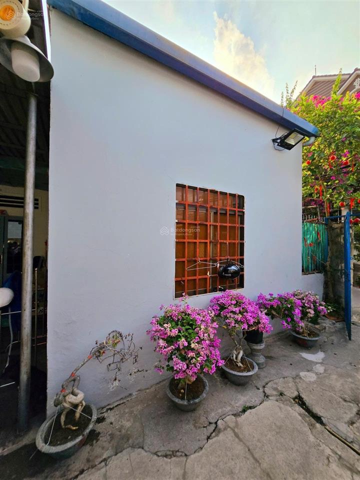 Tăng nhơn phú  (5,65 x 18m)  chỉ 4,8 tỷ hẻm ô tô thông  2 mặt tiền  nhà chủ từ xưa