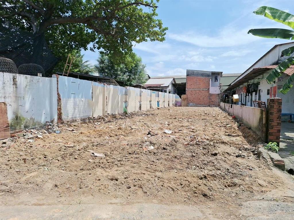 Đất linh trung 214m ngang 7m giá 9.3 tỷ bank định giá 20 tỷ, bán 9.3 tỷ, cơ hội giá tốt