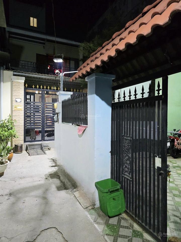 Nhà long trường  87m2  2pn  3,6 tỷ hẻm khoảng 2.5m  50m ra đường số 6