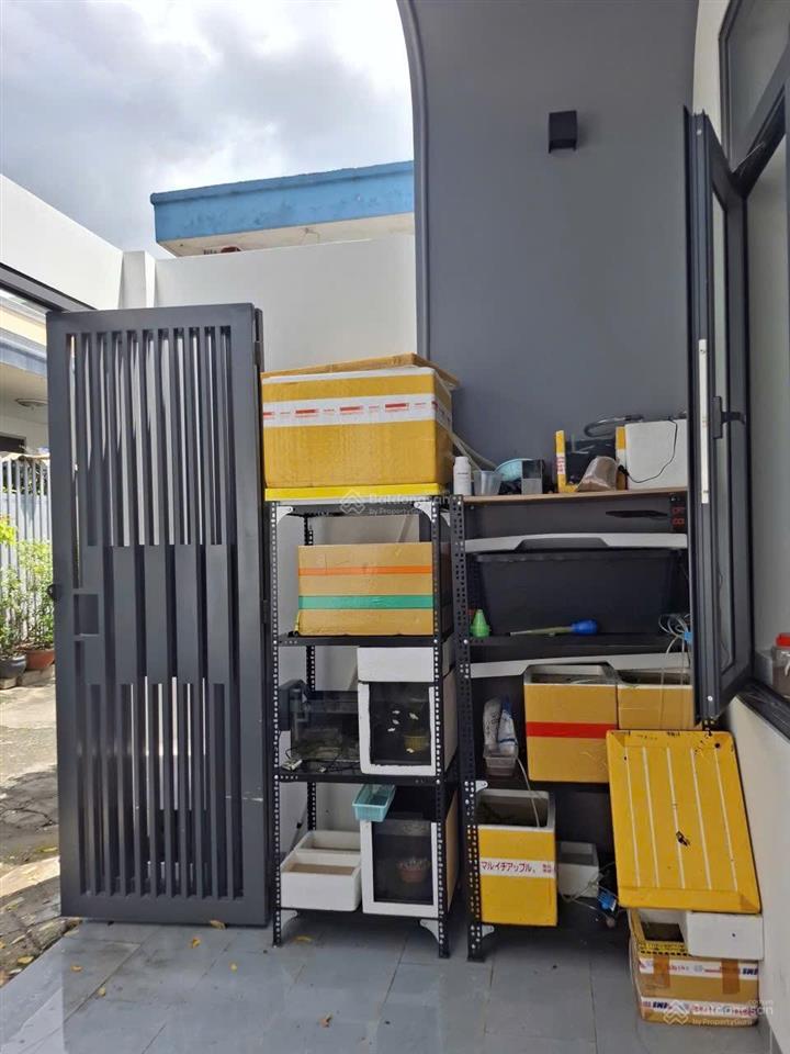Lê văn việt (5.65 x 17m) 2pn  4.6 tỷ hẻm trước nhà 3m  nhà mới vào ở ngay