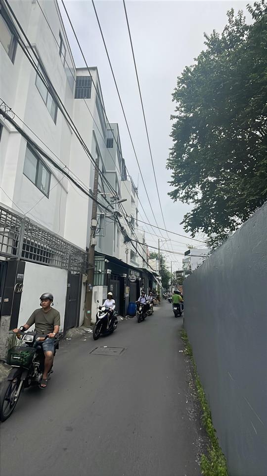 Phước long b  4 tỷ  hẻm ô tô  52m2 đường số 22  đất trống xây cao tầng diện tích 52m2 (5 x 11)