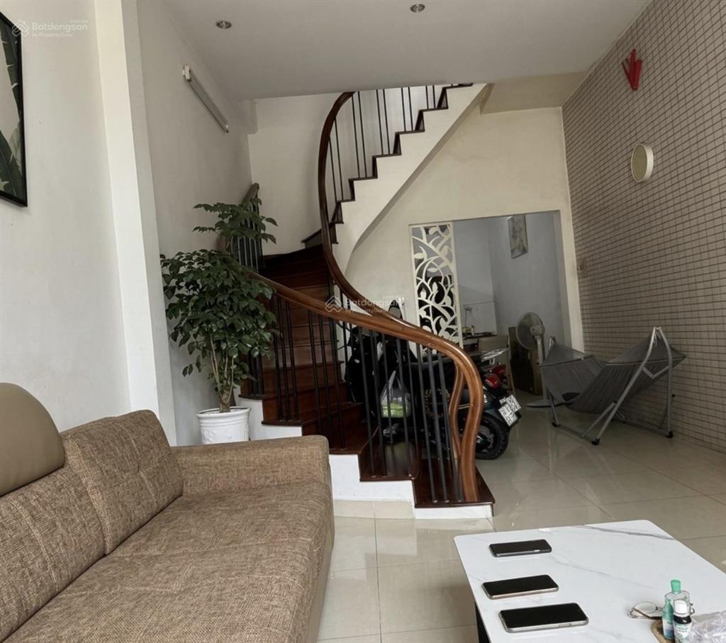 Hiệp phú  67m2  2 lầu  3pn  chỉ 4 tỷ 9 đường 265  ngay man thiện  chợ nhỏ