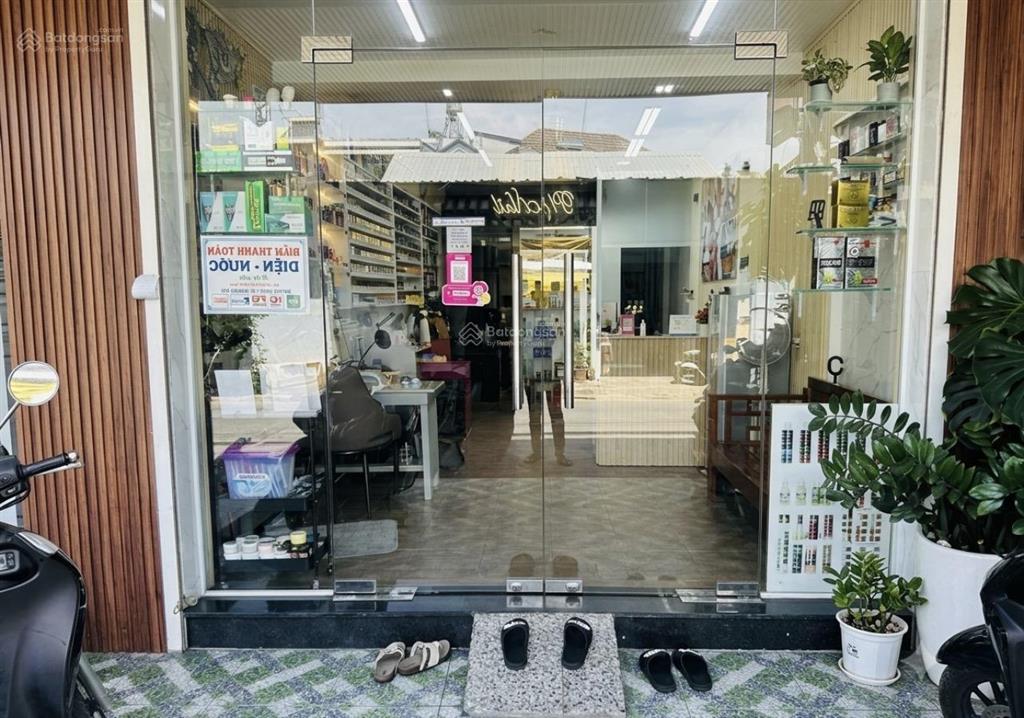 Mặt tiền linh xuân  64m2  2 lầu  4tỷ hơn đường số 3  ngay chợ  gần cầu vượt