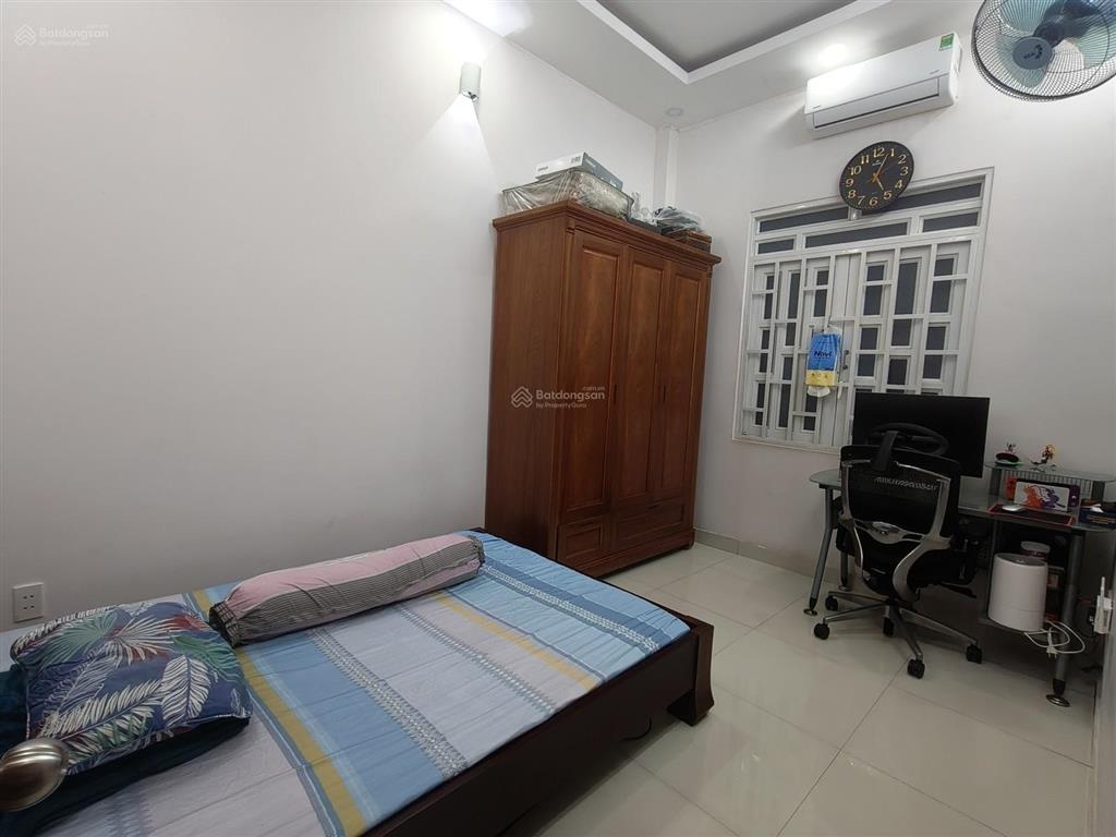 Phước long b  hxh  2 lầu  7 tỷ hơn nhà tự xây 3pn  về ở ngay  chủ kẹt bank.