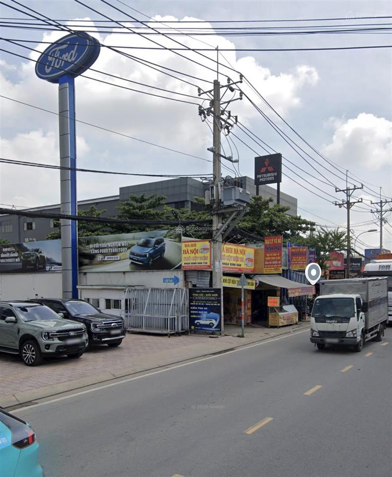 Bán nhà gần ngã 3 mỹ thành  4 lầu  6tỷ2 4pn  sân ô tô  ngay ford suối tiên