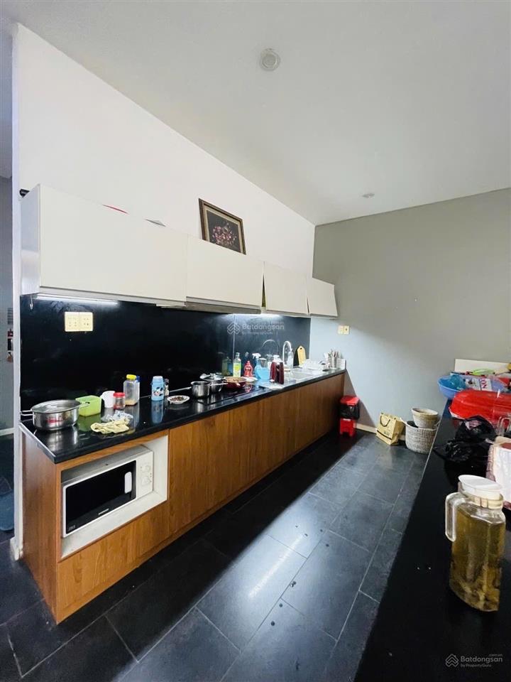 Lê văn việt  giá cũ 21 tỷ  mới 16 tỷ villa 3 tầng  185m2  thiết kế sang trọng