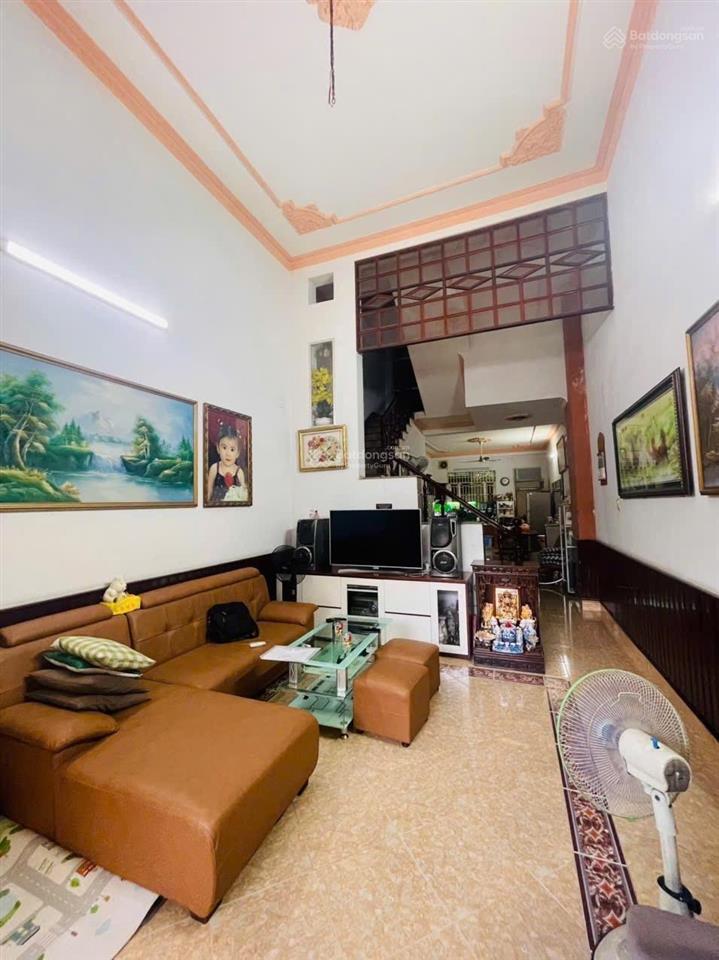 Tây hòa  hẻm 8m  4 lầu  8tỷ99 rẻ hơn căn kế bên 3tỷ  nhà đẹp chỉ về ở phước long a