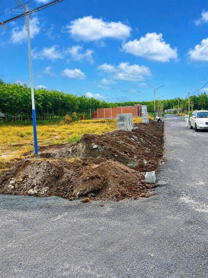 Anh/chị đang tìm đất gần kcn giá mềm thì nên đi xem khu minh long chơn thành, 600 triệu/225m2