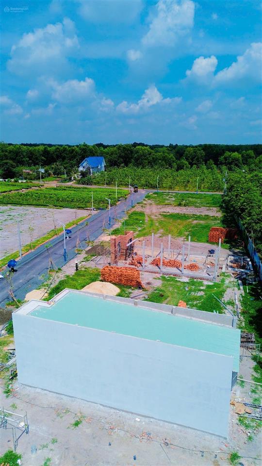 Anh/chị đang tìm đất gần kcn giá mềm thì nên đi xem khu minh long chơn thành, 600 triệu/225m2