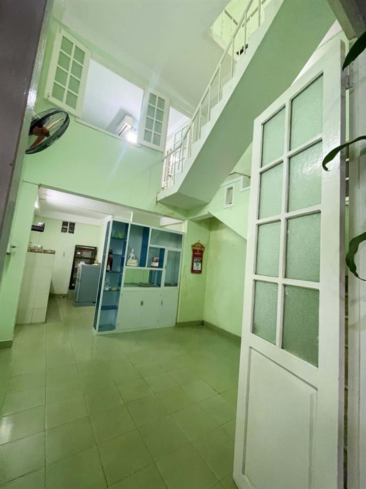 ► Kiệt 3.5m gần MT Hoàng Diệu, 31m2, 3.5 tầng đúc, 3PN, 3WC, sân thượng, 3.65 tỷ