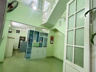 ► Kiệt 3.5m gần MT Hoàng Diệu, 31m2, 3.5 tầng đúc, 3PN, 3WC, sân thượng, 3.65 tỷ