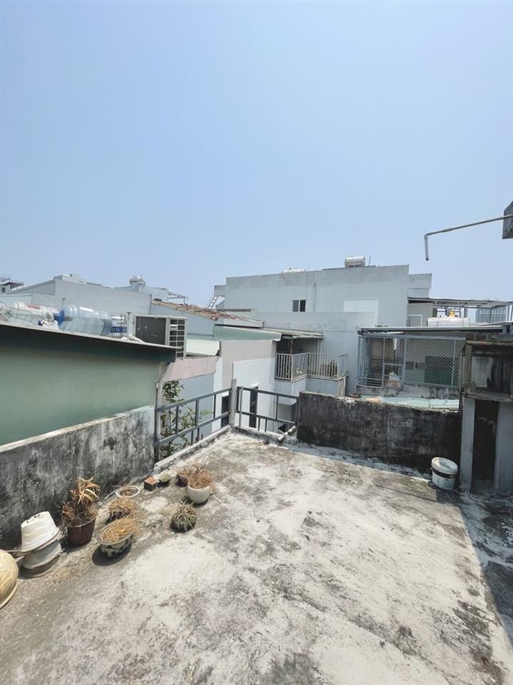 ► Kiệt 3.5m gần MT Hoàng Diệu, 31m2, 3.5 tầng đúc, 3PN, 3WC, sân thượng, 3.65 tỷ