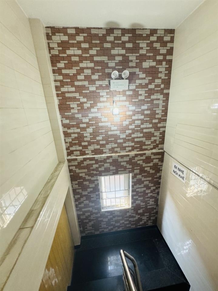 ► Nhà kiệt 7m Ngũ Hành Sơn thông An Thượng, 106m2, ngang 10m, 2.5 tầng cứng, 7PN, 14.xx tỷ