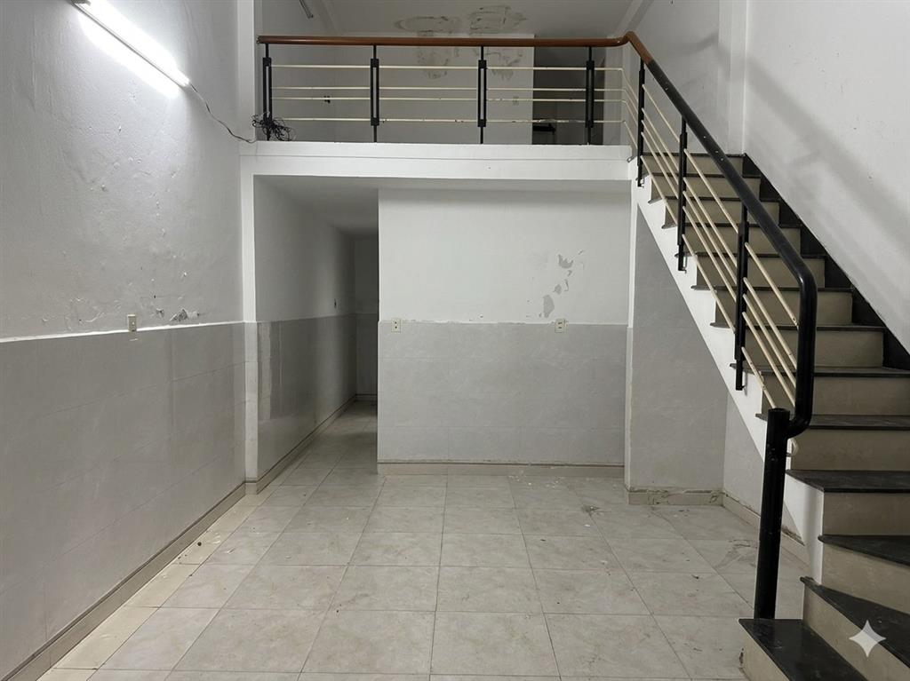 ► Nhỉnh 3 tỷ Kề MT Nguyễn Công Trứ sát Sông Hàn, 44m2, Sập Hầm giảm 200tr