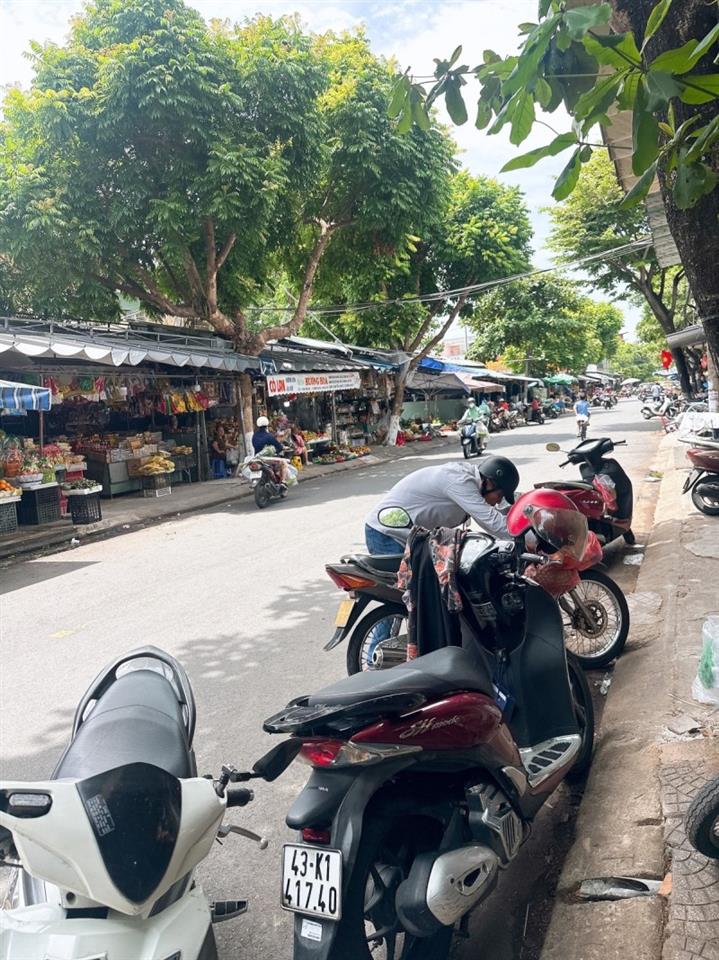 ► MT Mặt Chợ Cẩm Lệ, đường 7.5m KD Cực Ngon 5x15m, 2 tầng, 9.xx tỷ