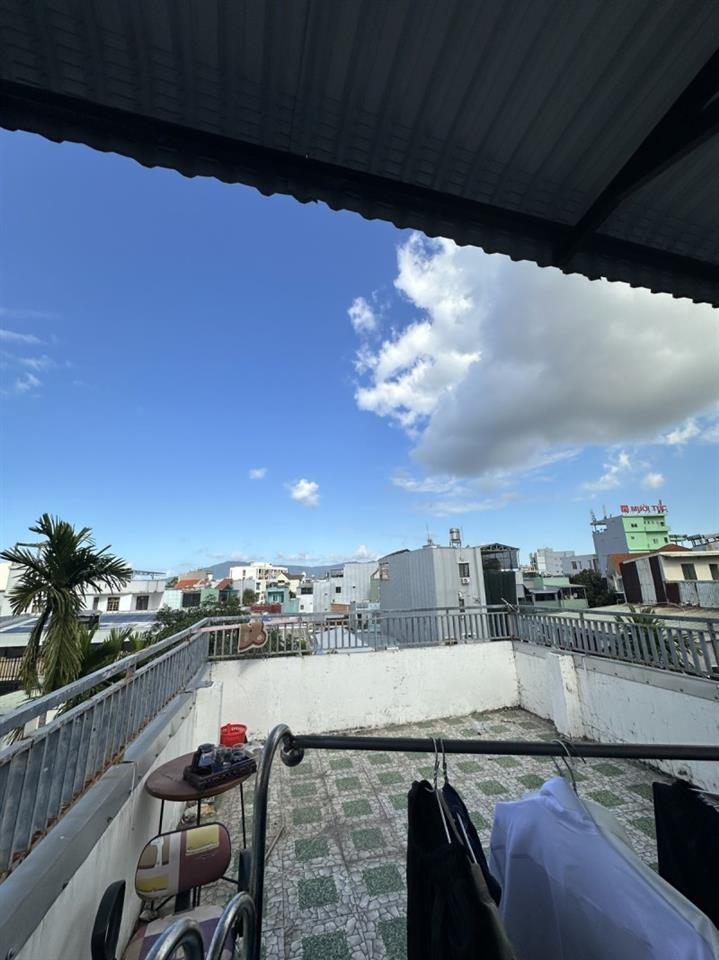► 4 tầng, hiện đại, thang máy, thu 50tr/tháng, 30n ra MT Điện Biên Phủ, 124m2, 8.x tỷ