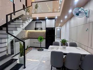 ► Nhà kiệt rộng thẳng thông sát Trần Cao Vân, 92m2, ngang 5.4m, 2 tầng 4PN, ở ngay