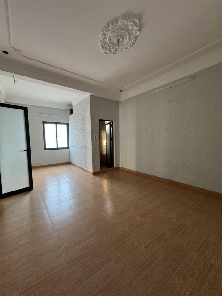 ► MT Huỳnh Thúc Kháng, Phố Ẩm Thực sát Cầu Rồng, 70m2, 4 tầng, 7 Phòng KD, giảm Sâu 1 tỷ