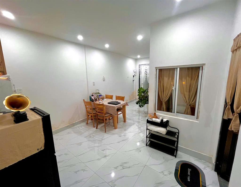 ► Nhà Kiệt Lê Thanh Nghị ngay Chợ Hòa Cường, 82m2, 2 căn hộ thu 10tr/th, 3.xx tỷ