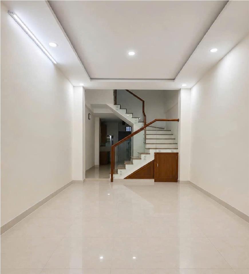 ► Nhà Kiệt 3-4m sát MT Hải Phòng, 4 tầng đúc, 5PN, 4WC, dòng tiền 17tr/th, nhỉnh 4 tỷ