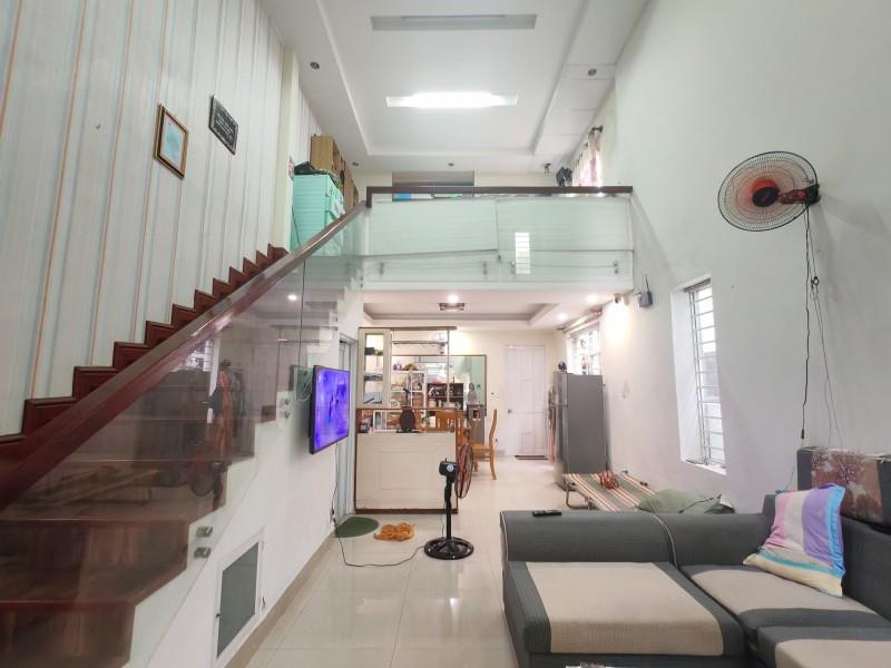 ► Góc kiệt 3m thẳng thông 30m ra MT Nguyễn Tri Phương, 70m2, mê lửng thoáng đẹp, 5.x tỷ