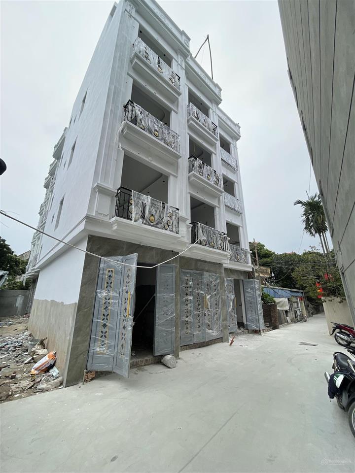 Với 2,8 tỷ nhà xây 4 tầng 33m2 cuối đồng mai. ô tô đỗ đầu ngõ. full nội thất cơ bản  0985 343 ***