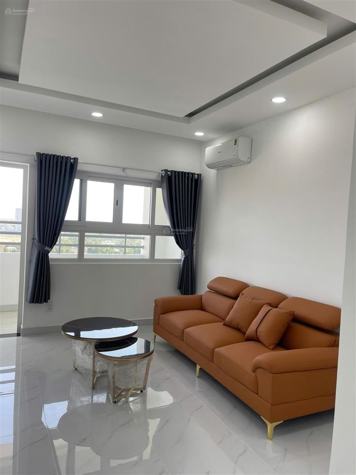 Bán gấp căn hộ 2pn2wc sổ sẵn, full nội thất, tầng cao view sông tại conic boulevard