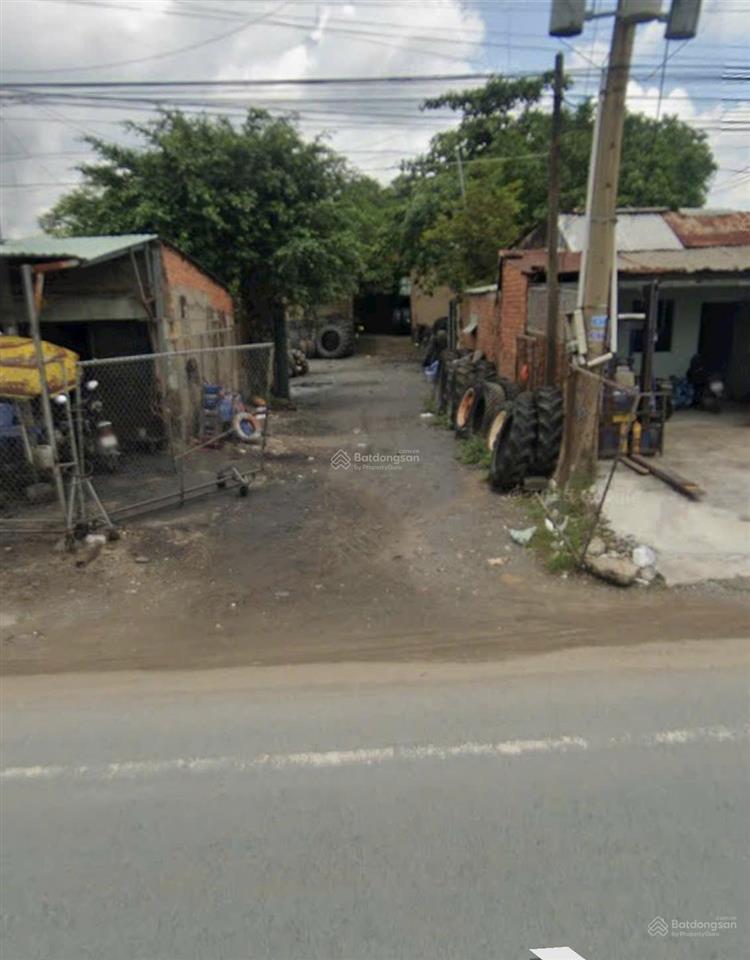 Bán đất 2.015,7m2 mặt tiền ql1a  giáp bình chánh  cách cao tốc 1km
